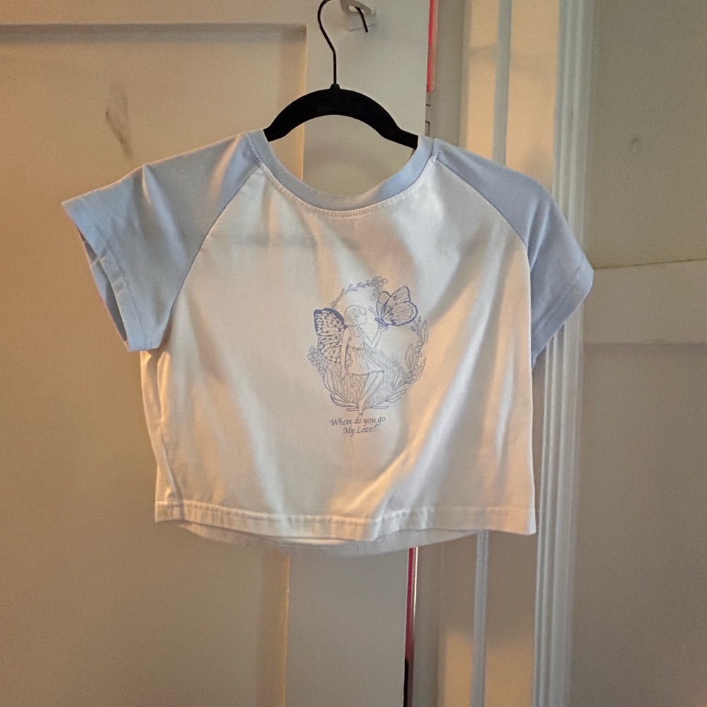 Small blue tee